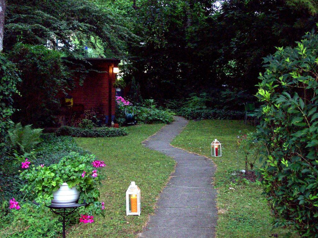 Bed and Breakfast Chez Jean Et Daisy Riehen Екстер'єр фото